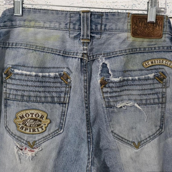 Y2K Affliction Patch Destroyed Blake Distressed Jeans - Picture 6 of 9